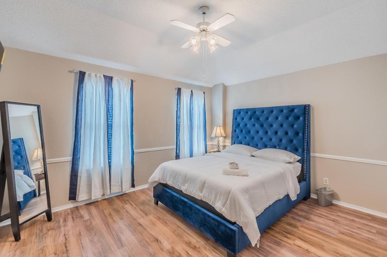 אלן * *Astounding House **Perfect For Family And Friends , Pool , Hot Tub, & Game Room מראה חיצוני תמונה