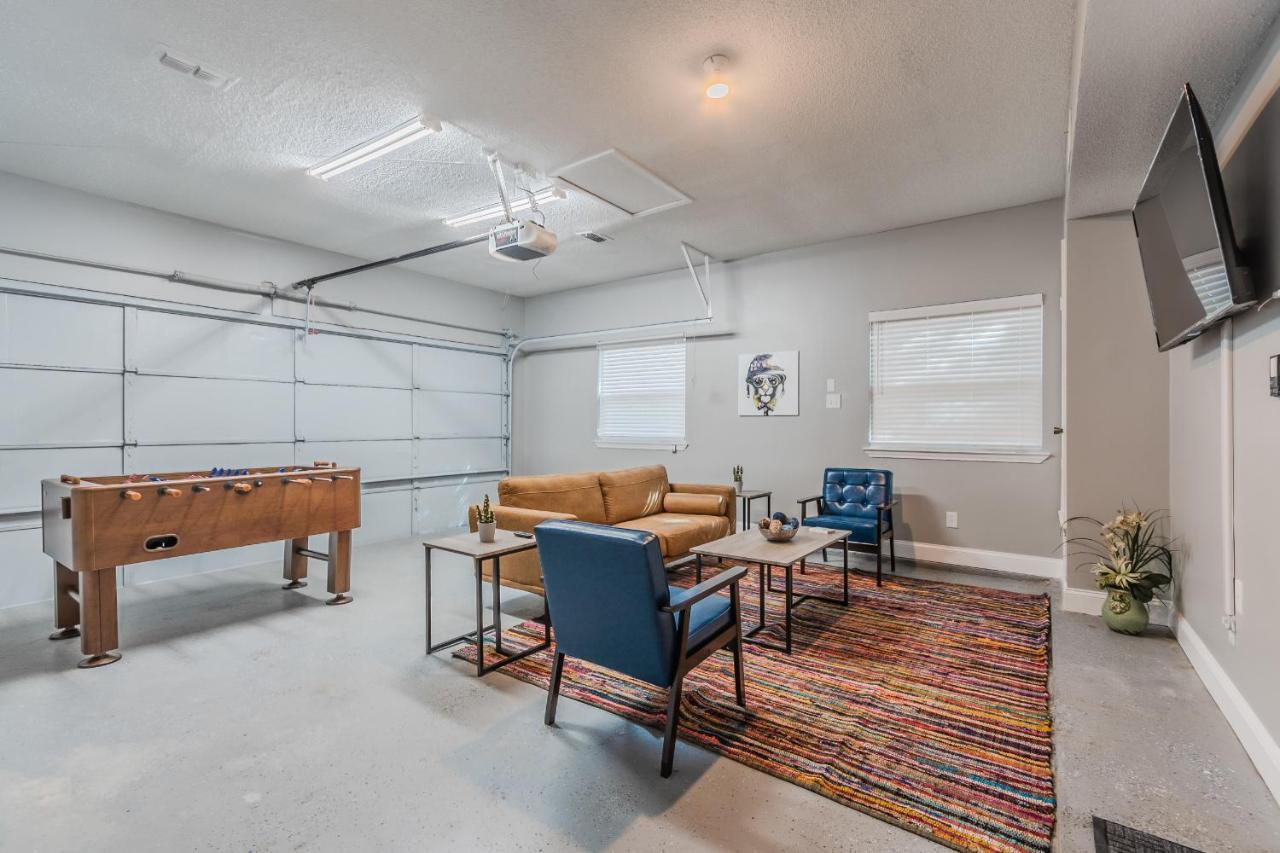 אלן * *Astounding House **Perfect For Family And Friends , Pool , Hot Tub, & Game Room מראה חיצוני תמונה